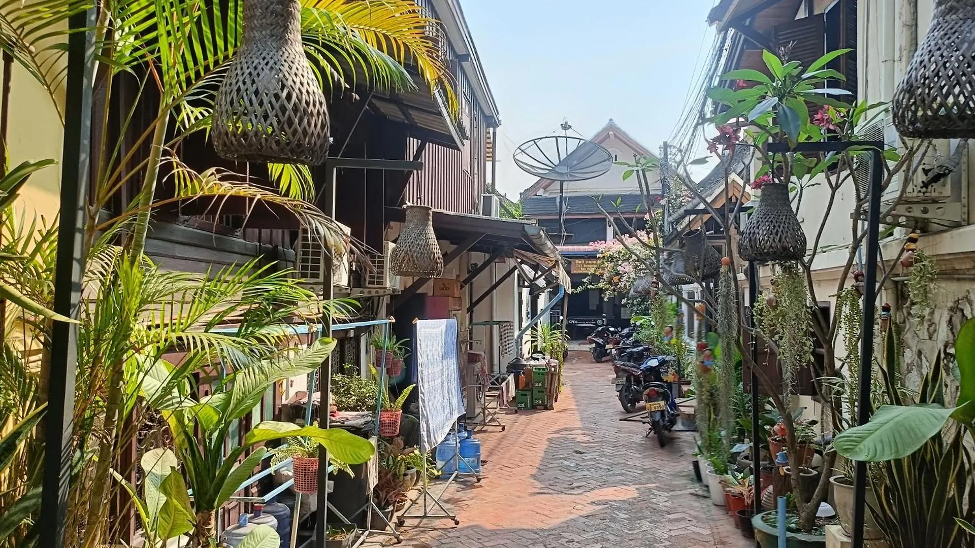 City Backpackers Luangprabang
